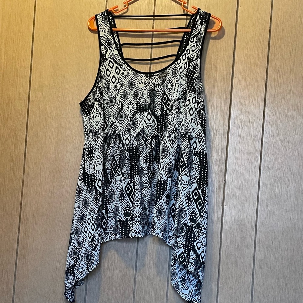 Torrid tank top